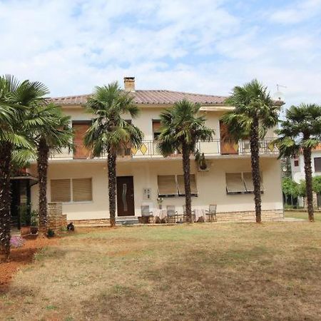 Appartement Apartman Sator à Rovinj Extérieur photo