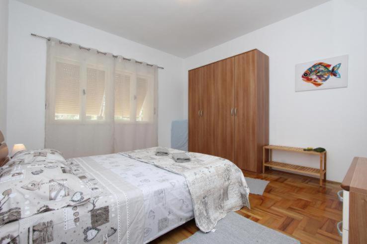 Appartement Apartman Sator à Rovinj Extérieur photo
