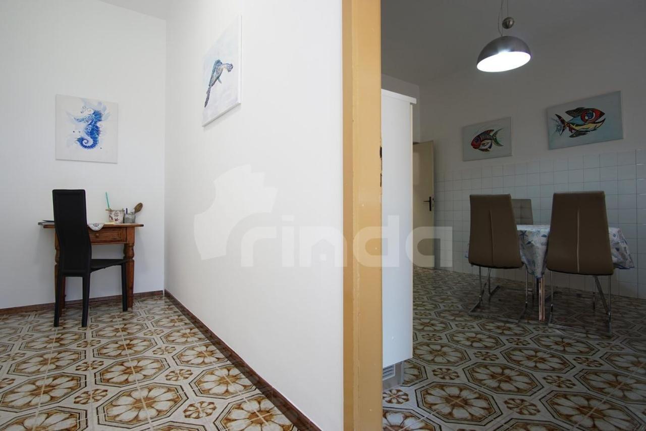 Appartement Apartman Sator à Rovinj Extérieur photo