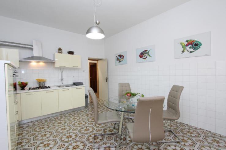 Appartement Apartman Sator à Rovinj Extérieur photo