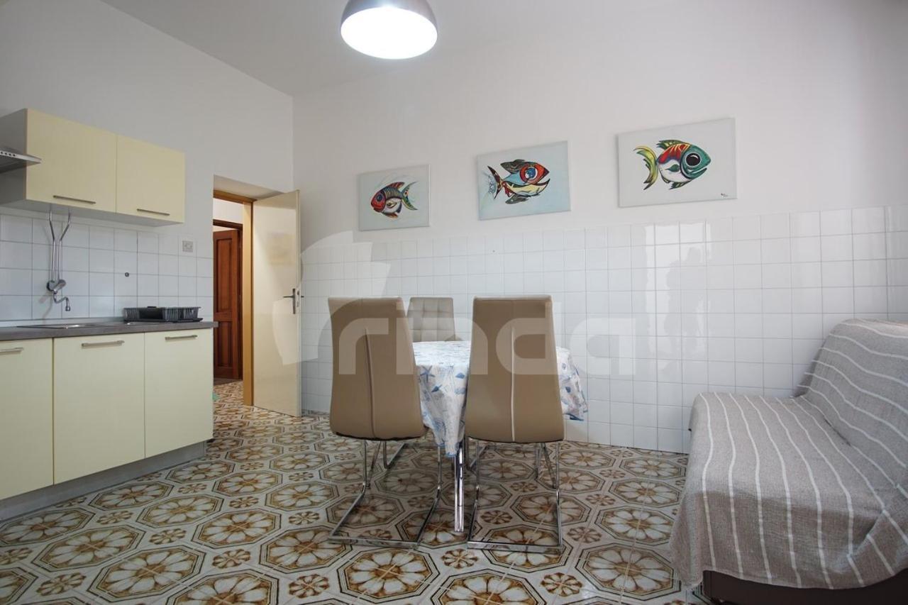 Appartement Apartman Sator à Rovinj Extérieur photo